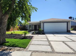 654 Periwinkle Dr, Patterson, CA 95363