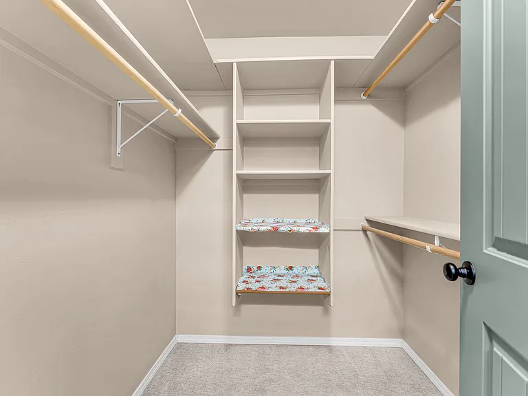 1041 Starlight Loop — Photo 34