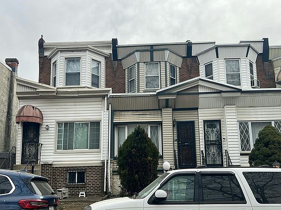 3rd image of 1221 S 61st St