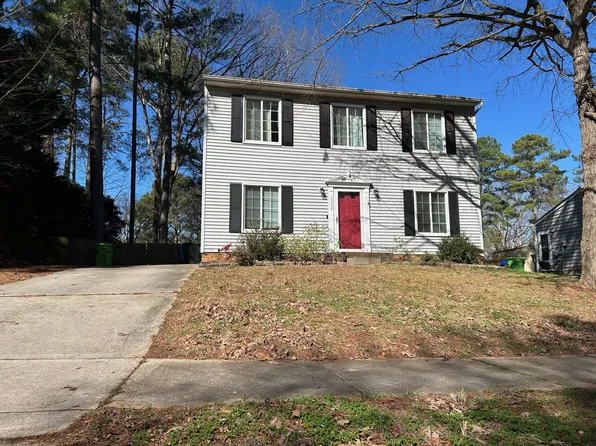 3304 Joanne Dr, Raleigh, NC 27603