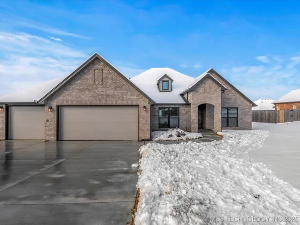 2820 SE Stonewall Dr, Bartlesville, OK 74006