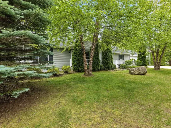 7084 Ontario St, Port Sanilac, MI 48469