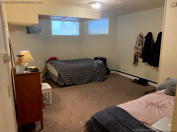 (undisclosed Address), Brookline, MA 02446