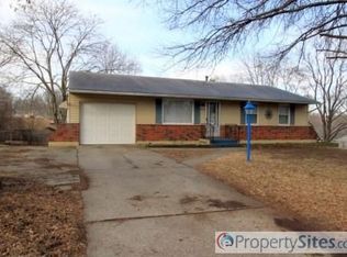 19025 E Ponca Ct, Independence, MO 64056