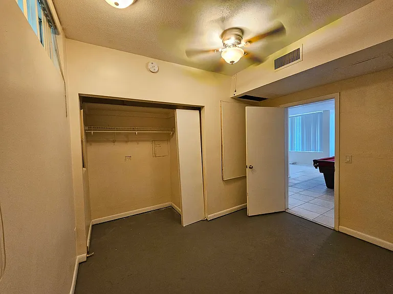 2818 SW 2nd Ave — Photo 48