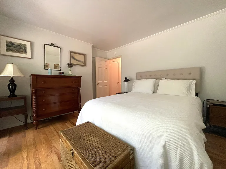 9 Albertines Ln — Photo 17