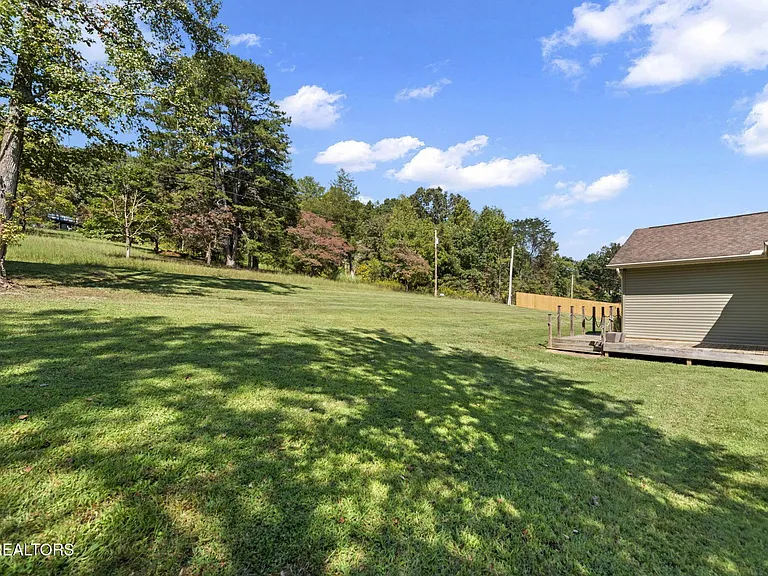 135 Lake Overlook Dr — Photo 7