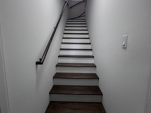 3rd image of 4421 W Monroe St #2