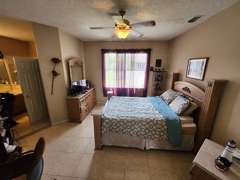 2503 Buttercup Ct — Photo 15
