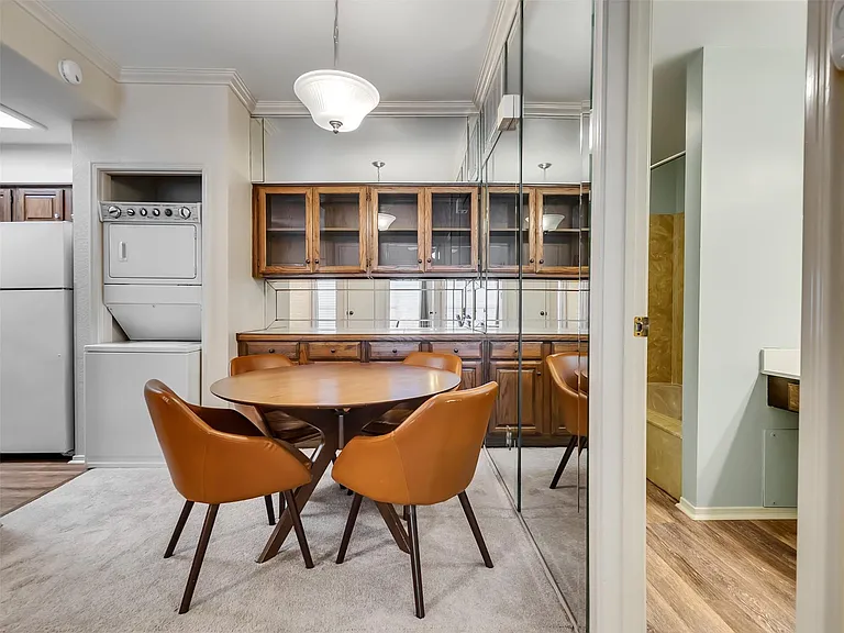 921 Marine Dr #200 — Photo 20