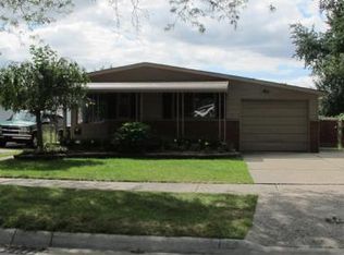 362 Forest St, Westland, MI 48186