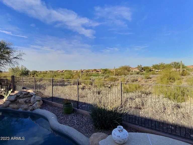 42128 N Anthem Springs Rd — Photo 10