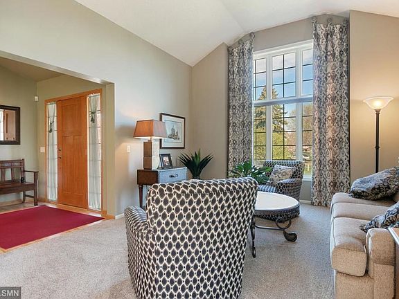 2nd image of 2601 Wexford Heights Ln