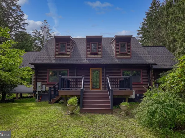 1702 Briarwood Ln, Quakertown, PA 18951