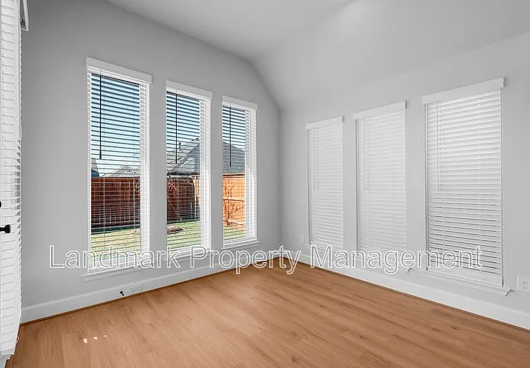 1824 Buckeye Ln — Photo 40
