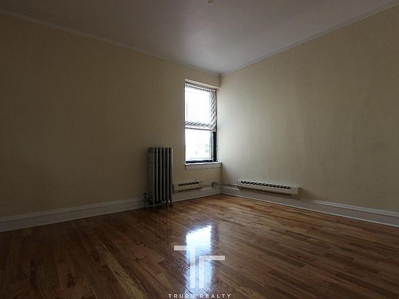 5th image of 4635 N Paulina St #4631400