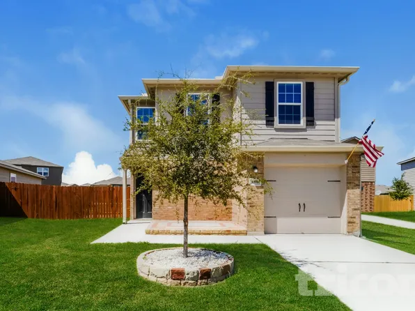 676 Yearwood Ln, Jarrell, TX 76537