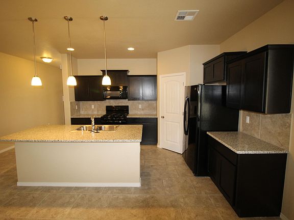 4th image of 7849 Enchanted Range Dr