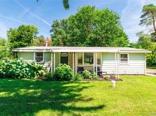 4952 Mary Sue Ave, Clarkston, MI 48346
