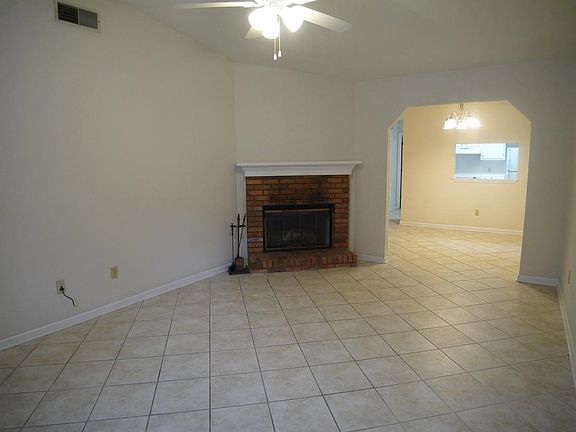 Great Room with Fireplace