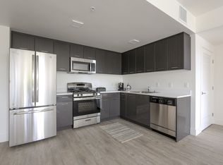 3250 Hollis St UNIT 301, Oakland, CA 94608