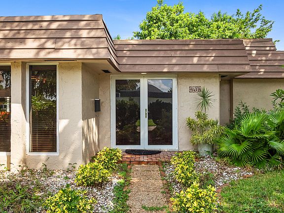 2nd image of 6207 JACARANDA Circle