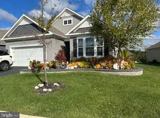 18 Raccoon Ln, Barnegat, NJ 08005