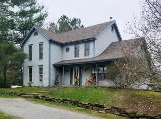 1149 W McGuire Rd, Makanda, IL 62958