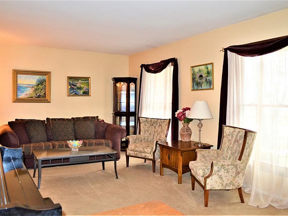2nd image of 2341 W Birchwood Ave