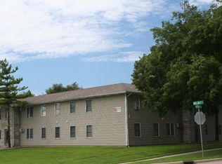 305 Dewey Ave APT 4, Normal, IL 61761