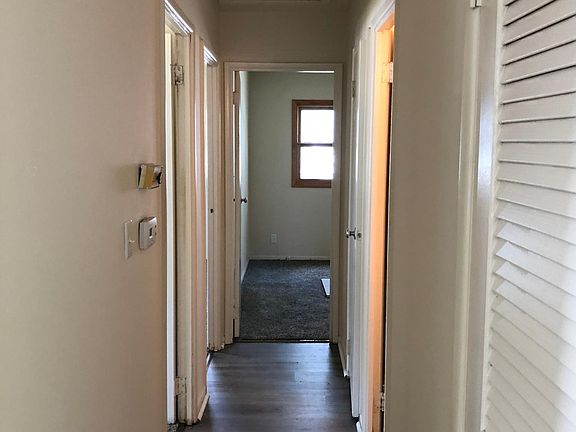 5th image of 1033 Archway Dr