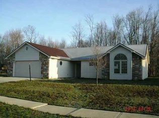 902 Nicholas Trl, Fremont, IN 46737