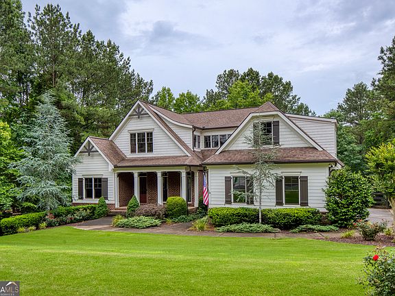 2nd image of 508 Black Horse Cir