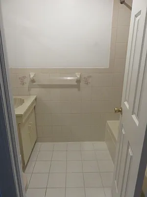 Rented by Space Real Estate | media 41