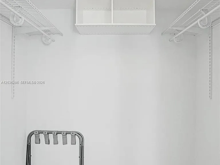 453 SW 5th Ave — Photo 65
