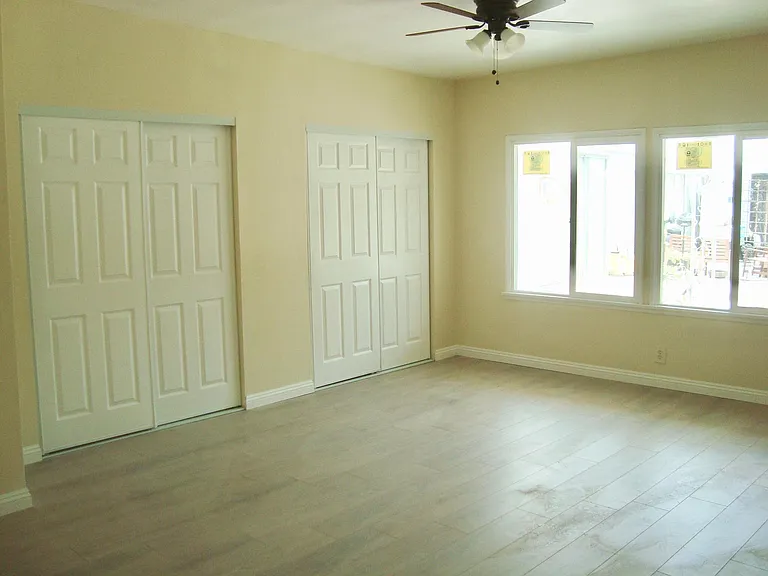 10227 1/2 California Ave — Photo 11