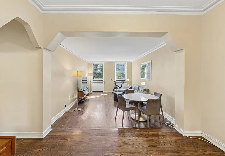 350 Cabrini Blvd #1A — Photo 1