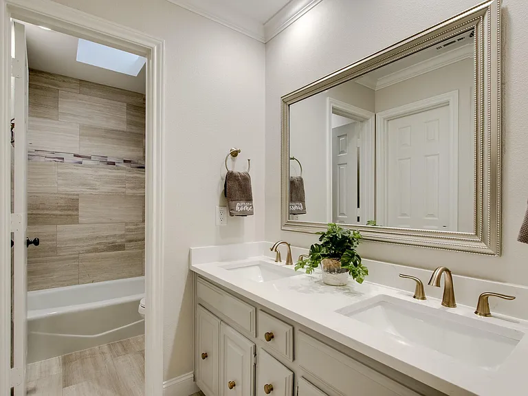 1325 Shamrock Ln — Photo 27