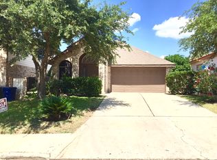 9011 Yale St, Laredo, TX 78045