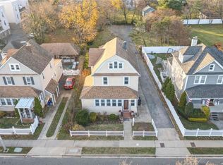 120 N Forest Ave, Rockville Centre, NY 11570