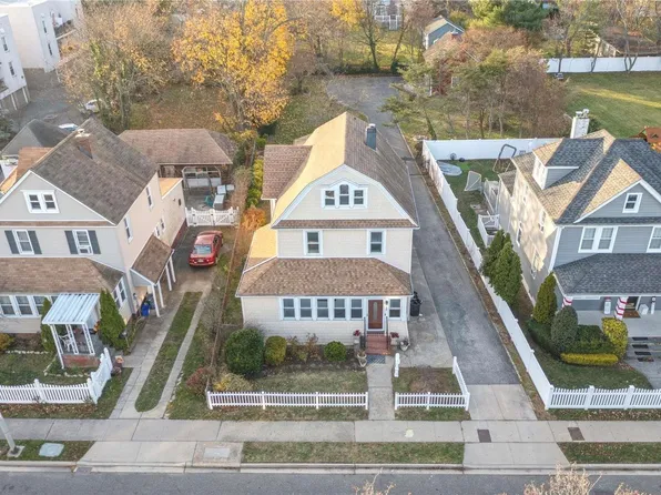 120 N Forest Avenue, Rockville Centre, NY 11570