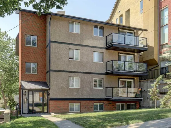 2308 E 17b St SW #302, Calgary, AB T2T 4S8