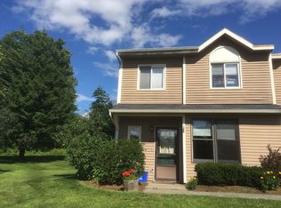 J9 Stonehedge Dr, South Burlington, VT 05403