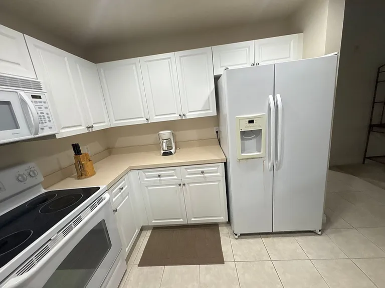 3961 Pomodoro Cir #204 — Photo 6