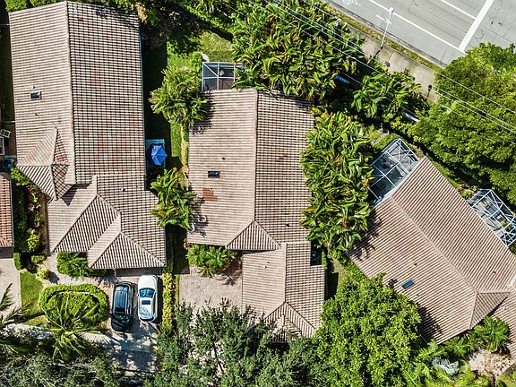 4th image of 5328 Brookview Drive