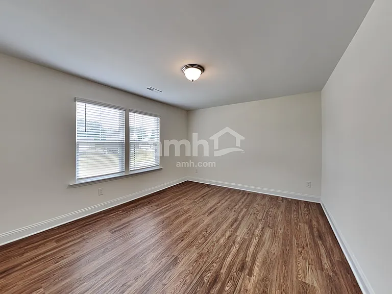 208 Gregory Dr — Photo 18