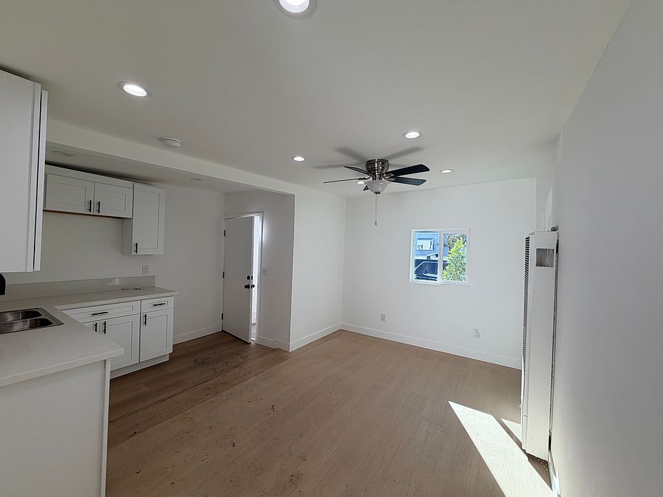 1st image of 2669 Clyde Ave #A