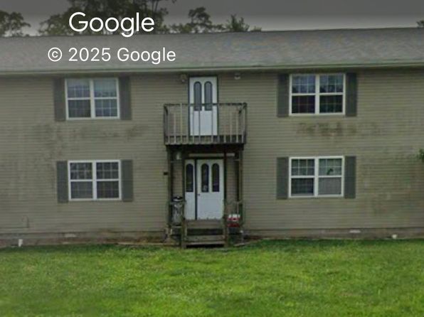 300 E 12th St #6