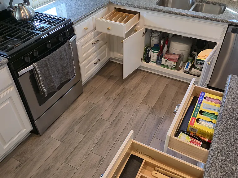5324 Kara Dr — Photo 15