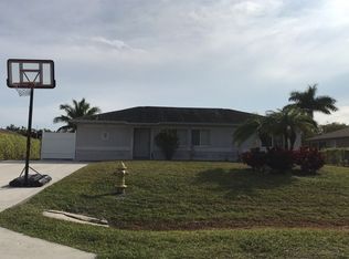 295 Porter St, Naples, FL 34113